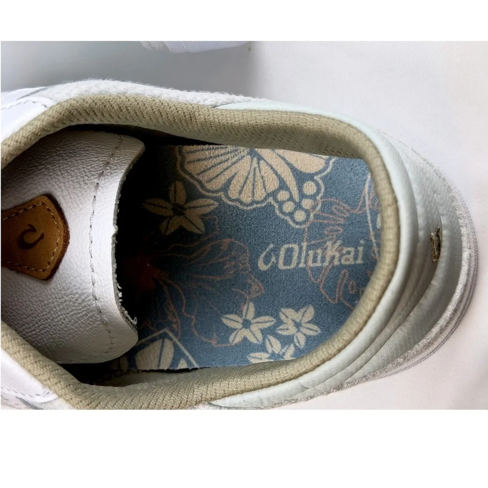 Brand New OluKai Kilea Womens 9.5 Sneakers White Sea Foam Leather Mesh 204944R4R